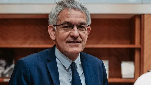 Le Mans : Pascal Leroux retire sa candidature à la présidence de...