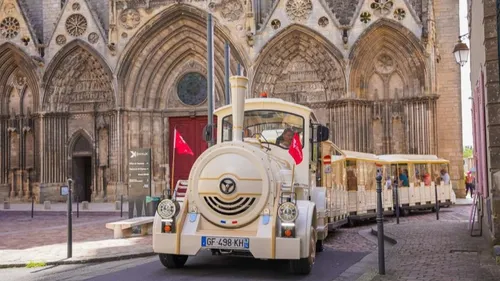 Bayeux : le petit train touristique reprend du service