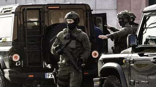 Un homme retranché chez lui à Canteleu 