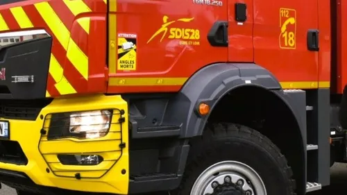 Senonches : un feu de toiture rue du Gros-Chêne