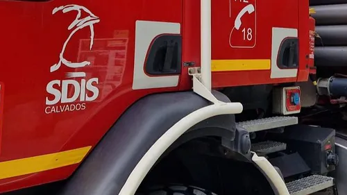 Accident entre deux voitures et un camion près de Deauville