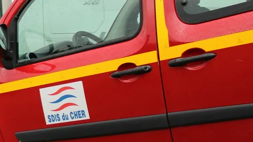 Mehun-sur-Yèvre : choc moto contre voiture sur la D60