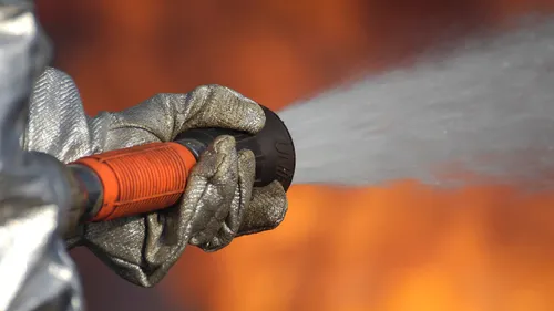 Evreux : neuf bus scolaires incendiés