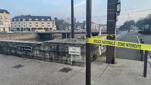 Le Mans : une voiture tombe dans la Sarthe, un mort