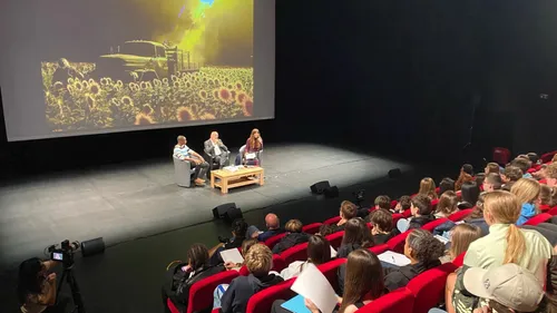 Prix Bayeux : les collégiens votent pour une photo du sacre du PSG