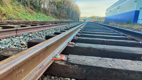 Le train, grand oublié des projets d’entrepôts en Sarthe