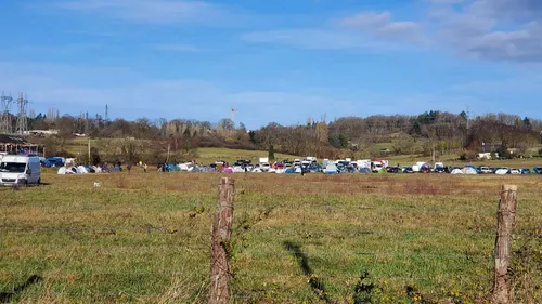 Rave party aux portes du Mans : le préfet condamne et promet des...