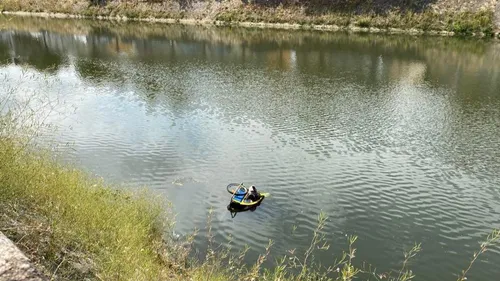 Au Mans, la remorque-vélo finit dans l'eau