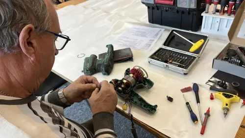 Les "Repair Cafés" : apprendre à réparer plutôt que jeter