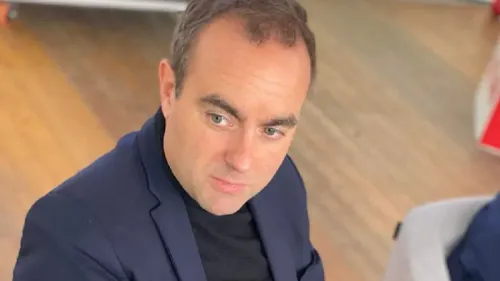 Fourgon braqué à Incarville : Sébastien Lecornu à la gendarmerie de...