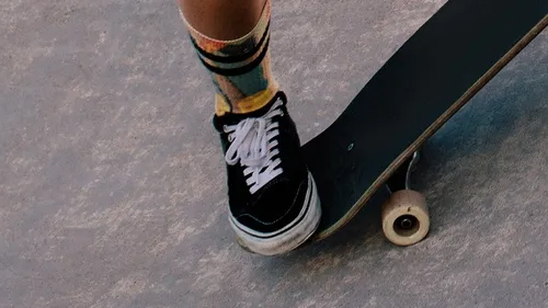 Au Mans, le projet de skate park au pied de la muraille est suspendu