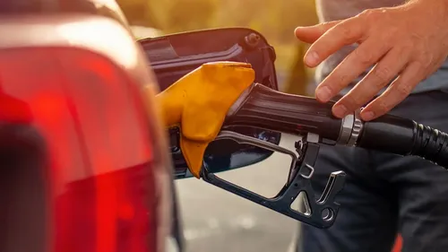 Dans l'Eure, des files réservées en stations-service