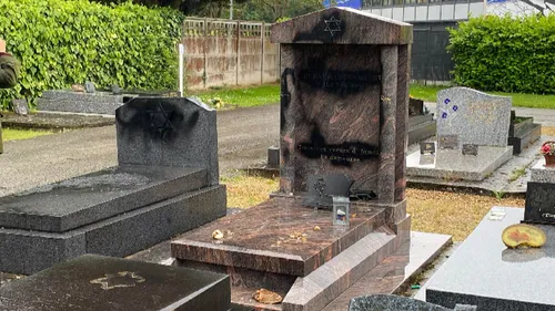 Un collégien de confession juive agressé, quatre tombes dégradées à...