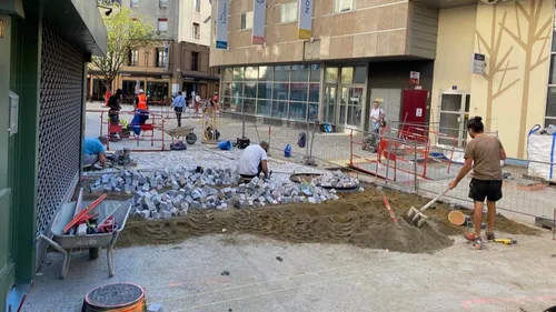 Le Mans : la réfection des rues du centre-ville va bon train