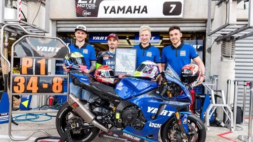 24 Heures Motos : le YART signe la pole position et un record 