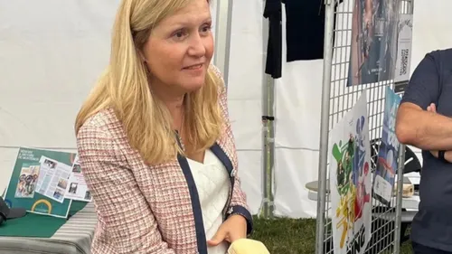 Orne : la présidente de l'Assemblée nationale Yaël Braun-Pivet à...