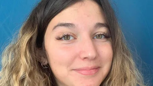 [PODCAST] Elise, 21 ans, raconte sur TikTok son combat face au cancer 
