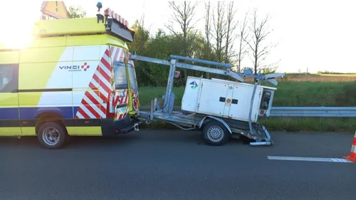 Un véhicule de Vinci percuté sur l'A10 entre Blois et Mer