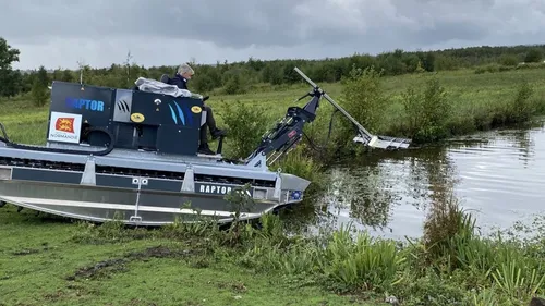 Les chasseurs de Normandie investissent dans des faucardeurs pour...