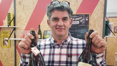 Vague de chaleur : "Je n’avais jamais ramassé les pommes aussi tôt"