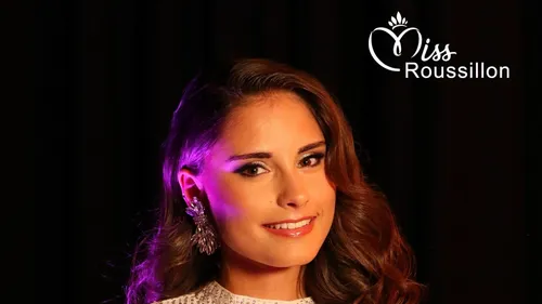La Miss du Jour : Ilinca , 18 ans, changera, peut être de vie, dans...