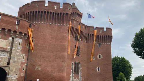 Perpignan : la ville se met aux couleurs de l'USAP.
