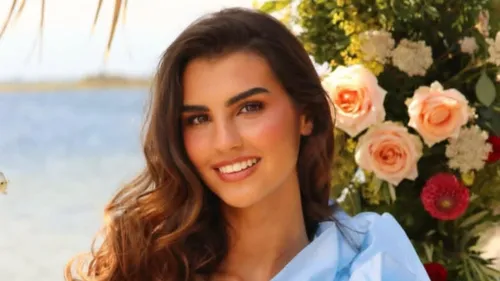La Miss du Jour : Julie Lamarre , 18 ans , de Bages sera peut être,...