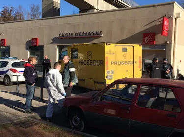 Attaque d'un DAB à Saint-Etienne : un collègue de la victime témoigne 