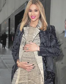 La chanteuse américaine Ciara enceinte