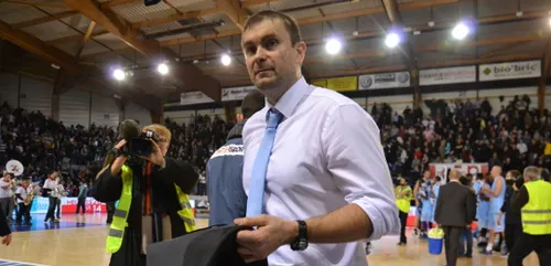 Basket : Pavicevic maintenu, le co-président s'explique
