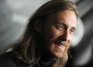 De qui David Guetta est-il amoureux ?