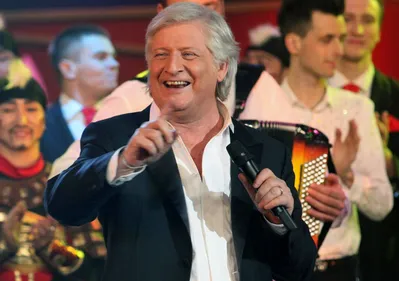 Patrick Sébastien pitoyable avec les Enfoirés