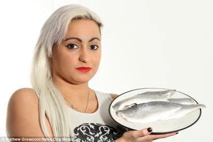 Cassie Graves sent le poisson qui pue