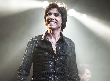 Jean-Luc Lahaye dort avec les petites culottes de ses fans