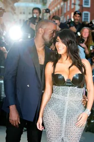 Les seins de Kim Kardashian