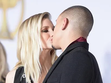 Ashlee Simpson attend un bébé