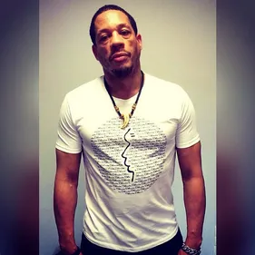 JoeyStarr clashe les Enfoirés et la chanson Toute la vie