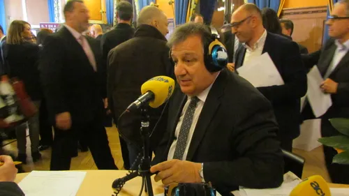 Dino Cinieri aime "Les Républicains"... et apporte son soutien à...