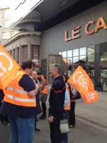 Saint-Etienne : "Le Camion Rouge" inauguré sur fond de grève illimitée