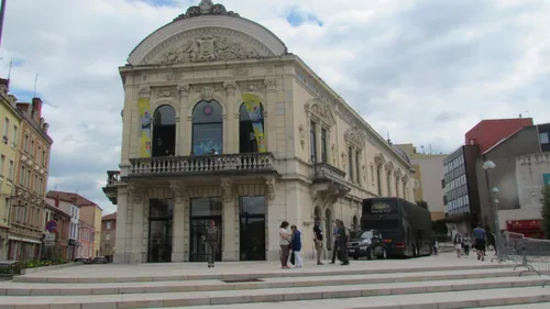 Roanne : une pièce annulée à la suite de menaces de mort