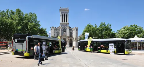 Saint-Etienne : de nouveaux bus plus spacieux et plus écolos