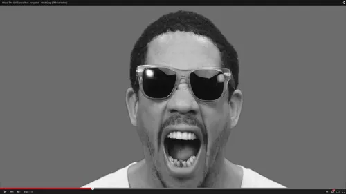JoeyStarr complètement allumé dans un clip vidéo