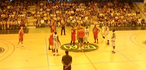 Basket : Saint-Chamond arrache le derby de la Loire (83-78 ap)