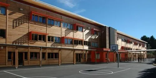 Rentrée : une classe en moins au Mayollet, une classe en plus à...