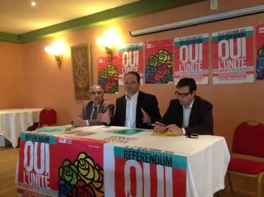 Régionales 2015 : le PS lance un référendum (tardif) sur l'union de...