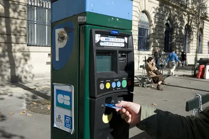 Saint-Etienne : retour de la gratuité du stationnement en zone...