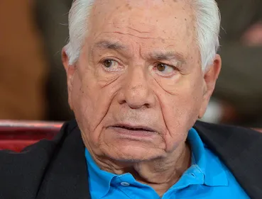 Le directeur du festival des Arts Burlesques à Saint-Etienne rend...