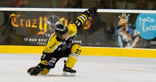 Hockey-sur-glace : les Renards à deux buts des quarts de finale
