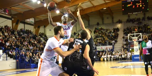 Basket : la Chorale bat Vichy-Clermont et respire