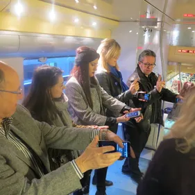 Un concert de Smartphones dans le TER entre Lyon et Saint-Etienne !